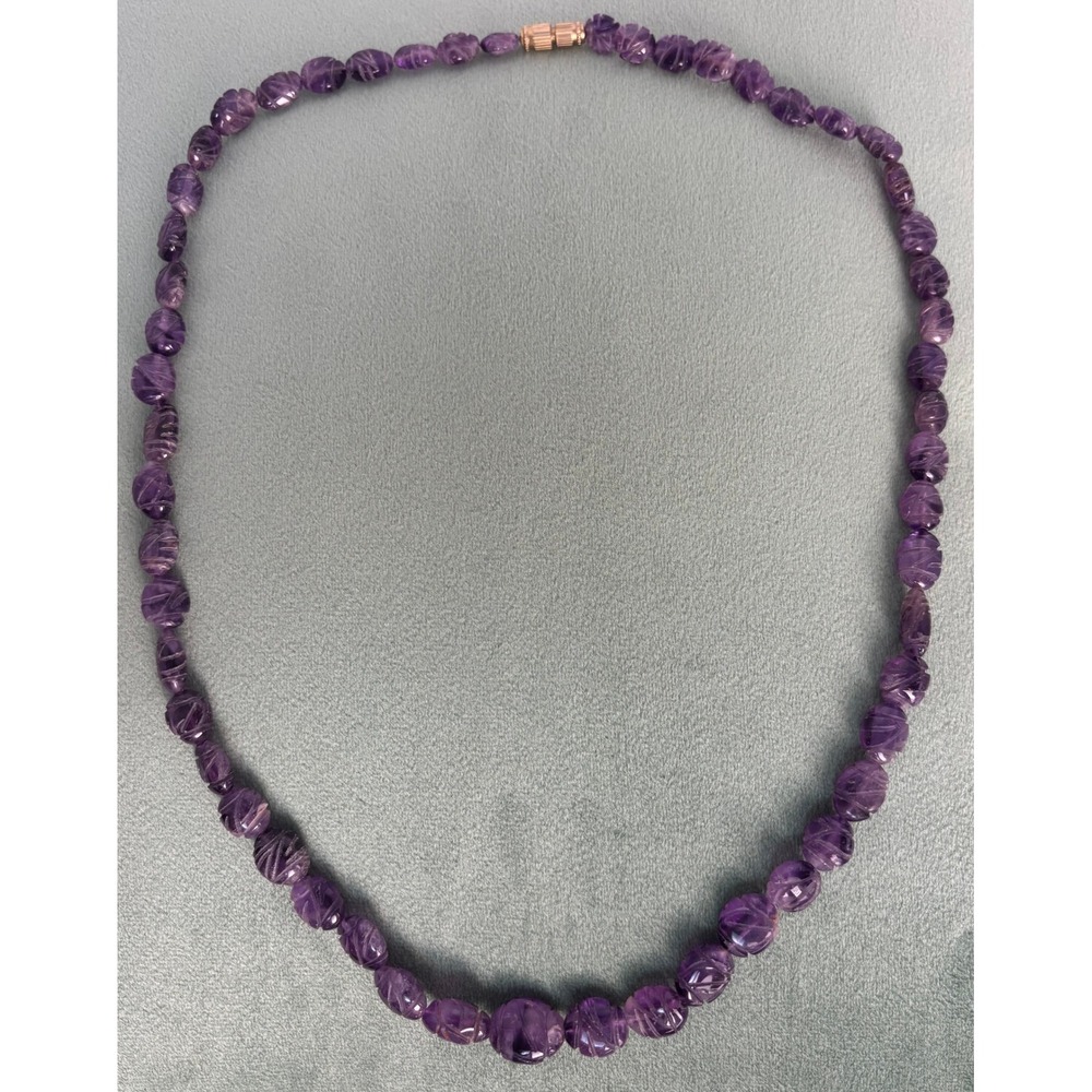 Vintage Hand Carved Amethyst Graduated Beaded Necklace Purple Gemstone P154